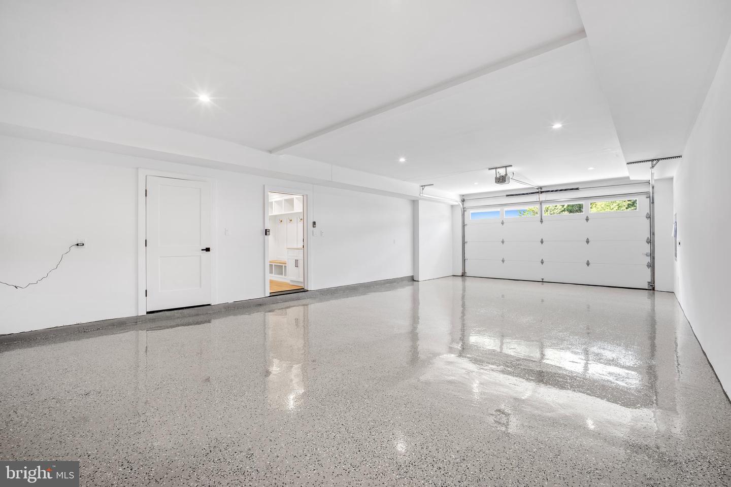 1935 FOXHALL RD, MCLEAN, Virginia 22101, 6 Bedrooms Bedrooms, ,6 BathroomsBathrooms,Residential,For sale,1935 FOXHALL RD,VAFX2287446 MLS # VAFX2287446