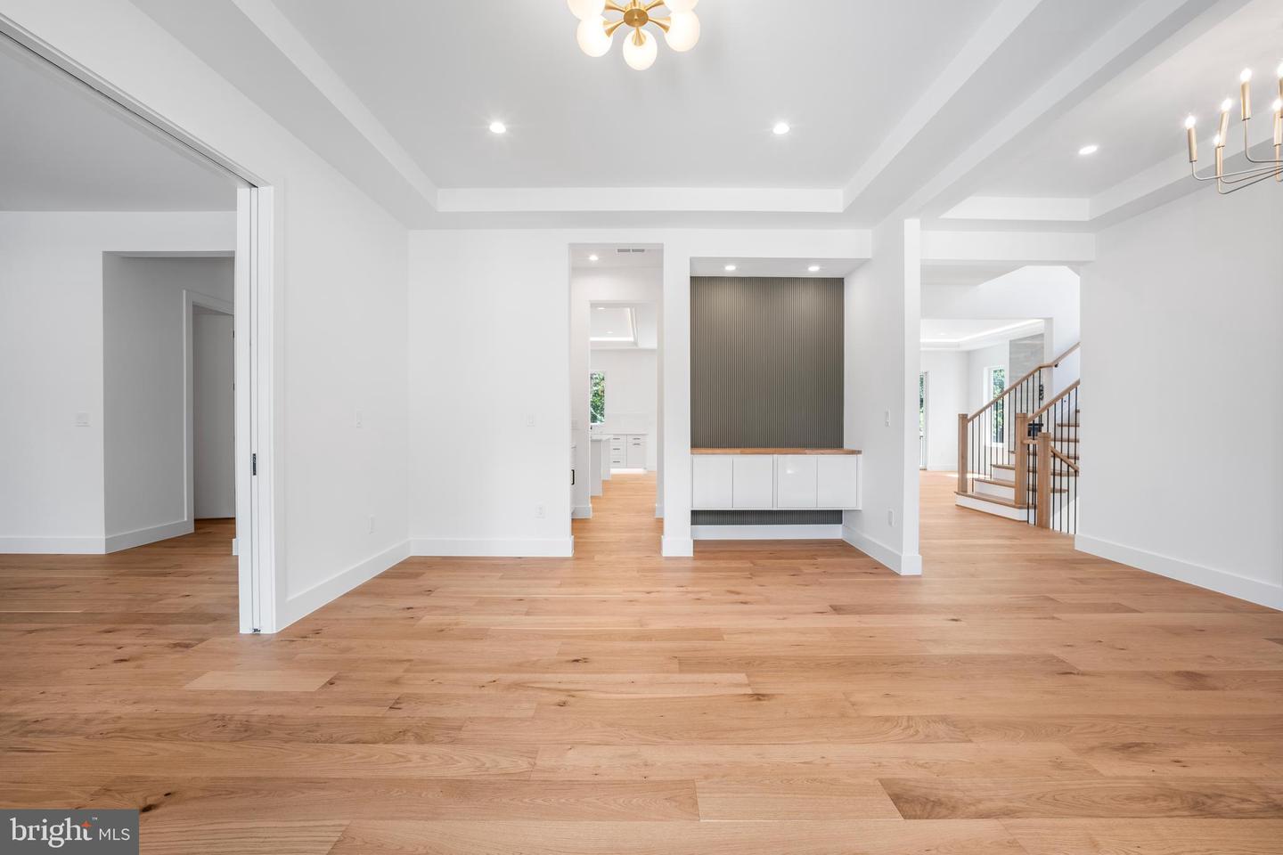 1935 FOXHALL RD, MCLEAN, Virginia 22101, 6 Bedrooms Bedrooms, ,6 BathroomsBathrooms,Residential,For sale,1935 FOXHALL RD,VAFX2287446 MLS # VAFX2287446