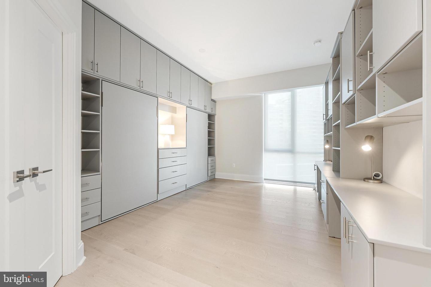 7887 JONES BRANCH DR #1002, MCLEAN, Virginia 22102, 2 Bedrooms Bedrooms, ,2 BathroomsBathrooms,Residential,For sale,7887 JONES BRANCH DR #1002,VAFX2287588 MLS # VAFX2287588