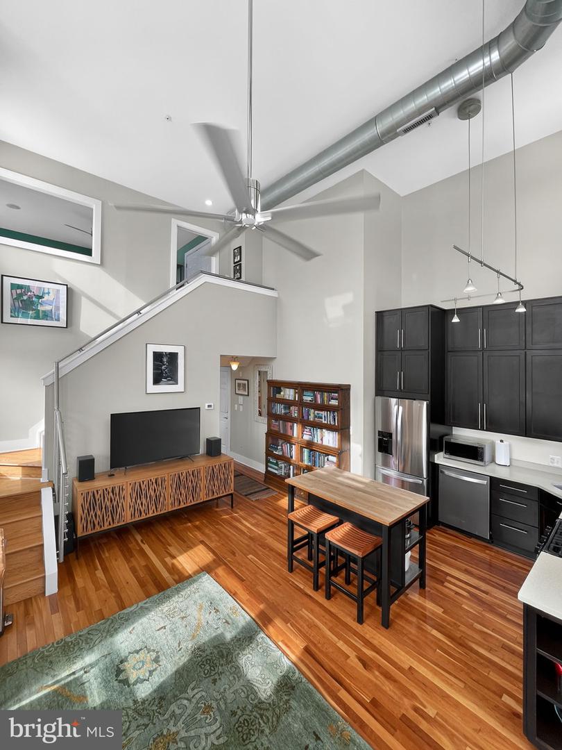 257 15TH ST SE #B, WASHINGTON, District Of Columbia 20003, 2 Bedrooms Bedrooms, ,2 BathroomsBathrooms,Residential,For sale,257 15TH ST SE #B,DCDC2243320 MLS # DCDC2243320 257 15TH ST SE #B, WASHINGTON, District Of Columbia 20003, 2 Bedrooms Bedrooms, ,2 BathroomsBathrooms,Residential,For sale,257 15TH ST SE #B,DCDC2243320 MLS # DCDC2243320