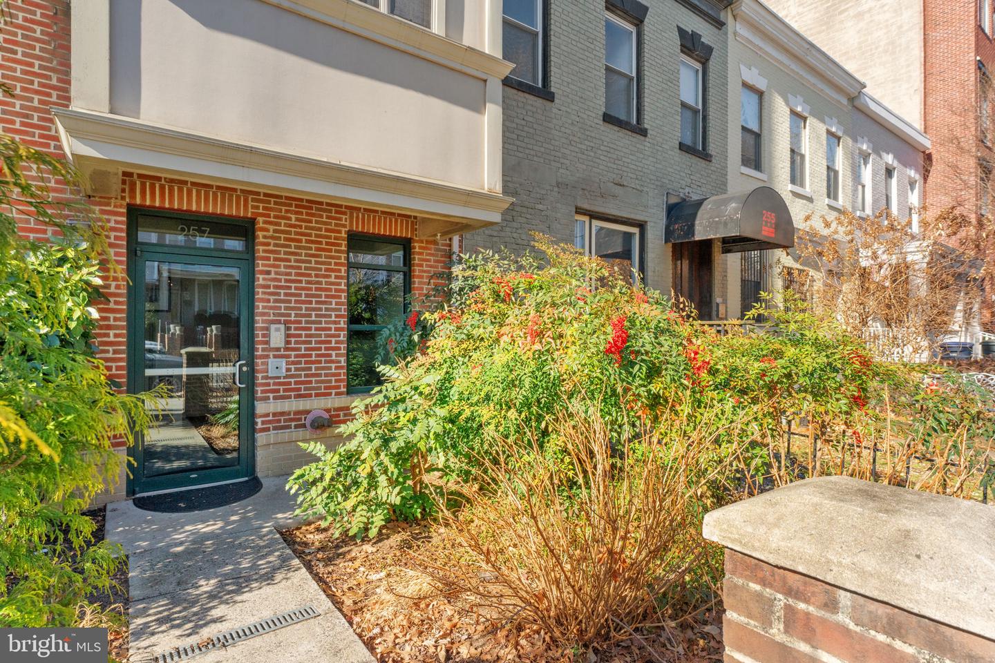 257 15TH ST SE #B, WASHINGTON, District Of Columbia 20003, 2 Bedrooms Bedrooms, ,2 BathroomsBathrooms,Residential,For sale,257 15TH ST SE #B,DCDC2243320 MLS # DCDC2243320 257 15TH ST SE #B, WASHINGTON, District Of Columbia 20003, 2 Bedrooms Bedrooms, ,2 BathroomsBathrooms,Residential,For sale,257 15TH ST SE #B,DCDC2243320 MLS # DCDC2243320