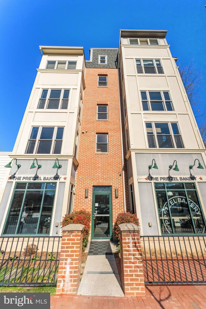 257 15TH ST SE #B, WASHINGTON, District Of Columbia 20003, 2 Bedrooms Bedrooms, ,2 BathroomsBathrooms,Residential,For sale,257 15TH ST SE #B,DCDC2243320 MLS # DCDC2243320 257 15TH ST SE #B, WASHINGTON, District Of Columbia 20003, 2 Bedrooms Bedrooms, ,2 BathroomsBathrooms,Residential,For sale,257 15TH ST SE #B,DCDC2243320 MLS # DCDC2243320