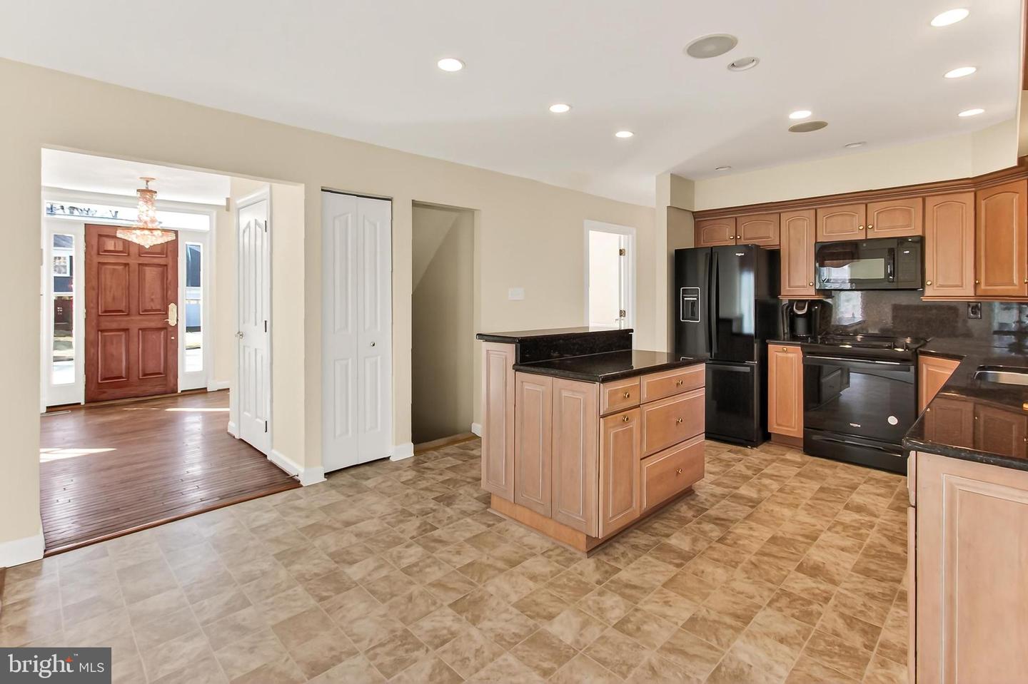 15470 MEHERRIN DR, CENTREVILLE, Virginia 20120, 4 Bedrooms Bedrooms, ,3 BathroomsBathrooms,Residential,For sale,15470 MEHERRIN DR,VAFX2287654 MLS # VAFX2287654