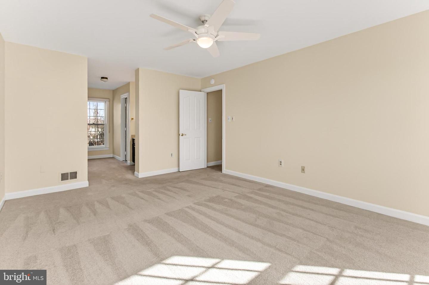 15470 MEHERRIN DR, CENTREVILLE, Virginia 20120, 4 Bedrooms Bedrooms, ,3 BathroomsBathrooms,Residential,For sale,15470 MEHERRIN DR,VAFX2287654 MLS # VAFX2287654