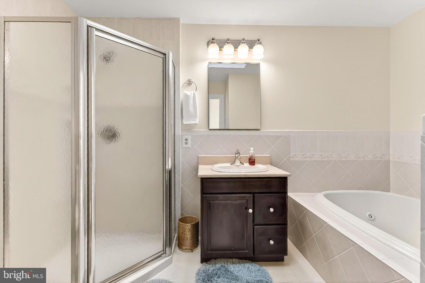 15470 MEHERRIN DR, CENTREVILLE, Virginia 20120, 4 Bedrooms Bedrooms, ,3 BathroomsBathrooms,Residential,For sale,15470 MEHERRIN DR,VAFX2287654 MLS # VAFX2287654