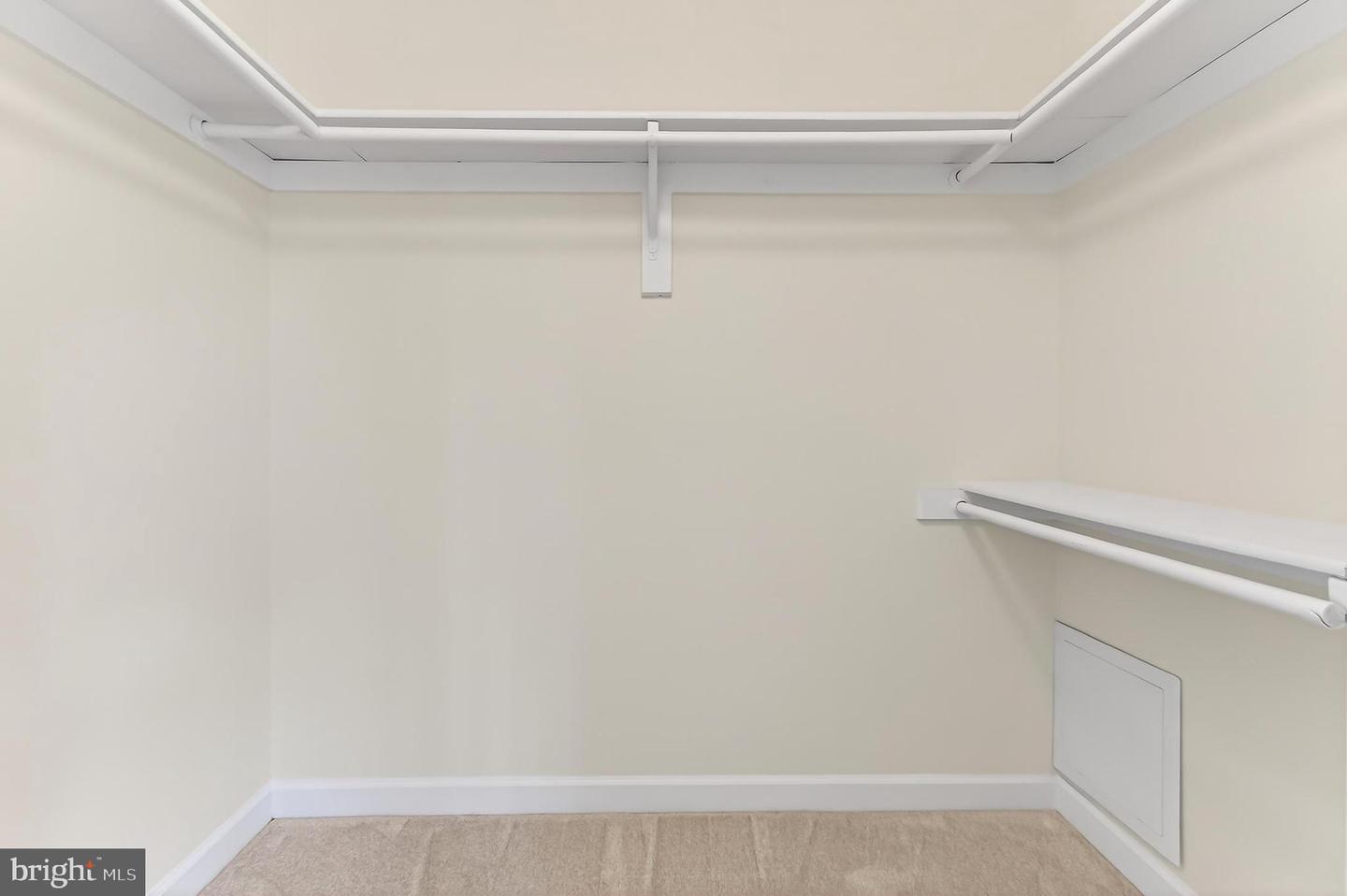 15470 MEHERRIN DR, CENTREVILLE, Virginia 20120, 4 Bedrooms Bedrooms, ,3 BathroomsBathrooms,Residential,For sale,15470 MEHERRIN DR,VAFX2287654 MLS # VAFX2287654