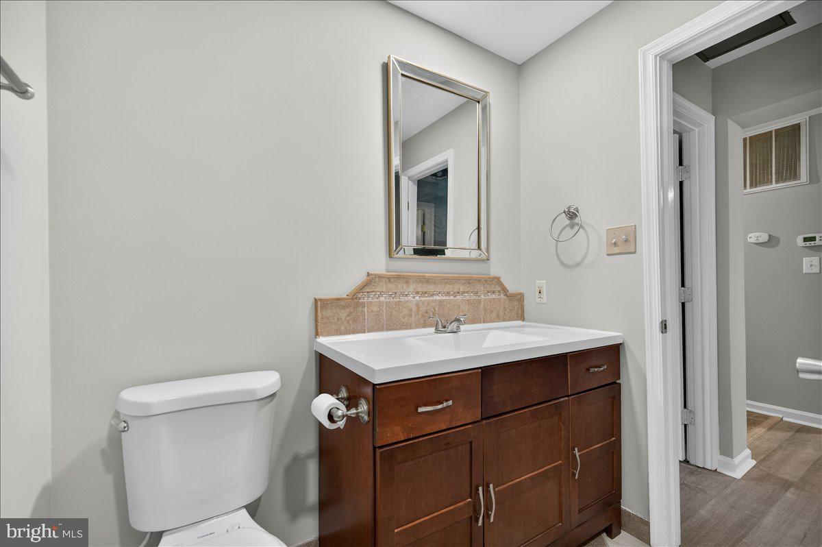 16294 TACONIC CIR, DUMFRIES, Virginia 22025, 2 Bedrooms Bedrooms, ,2 BathroomsBathrooms,Residential,For sale,16294 TACONIC CIR,VAPW2111324 MLS # VAPW2111324 16294 TACONIC CIR, DUMFRIES, Virginia 22025, 2 Bedrooms Bedrooms, ,2 BathroomsBathrooms,Residential,For sale,16294 TACONIC CIR,VAPW2111324 MLS # VAPW2111324