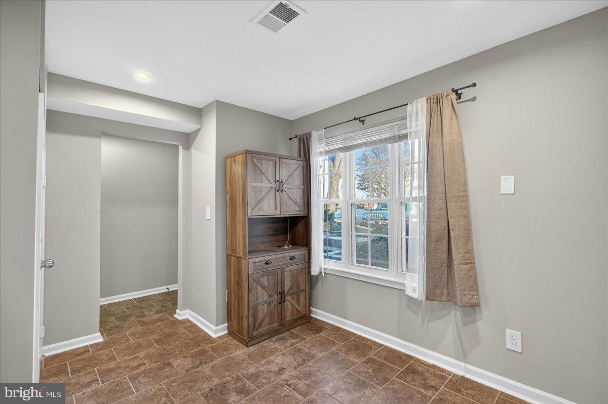 16294 TACONIC CIR, DUMFRIES, Virginia 22025, 2 Bedrooms Bedrooms, ,2 BathroomsBathrooms,Residential,For sale,16294 TACONIC CIR,VAPW2111324 MLS # VAPW2111324 16294 TACONIC CIR, DUMFRIES, Virginia 22025, 2 Bedrooms Bedrooms, ,2 BathroomsBathrooms,Residential,For sale,16294 TACONIC CIR,VAPW2111324 MLS # VAPW2111324