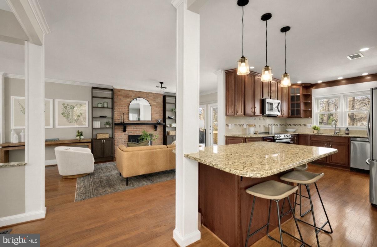 4024 N ABERDEEN ST, ARLINGTON, Virginia 22207, 6 Bedrooms Bedrooms, ,4 BathroomsBathrooms,Residential,For sale,4024 N ABERDEEN ST,VAAR2068206 MLS # VAAR2068206