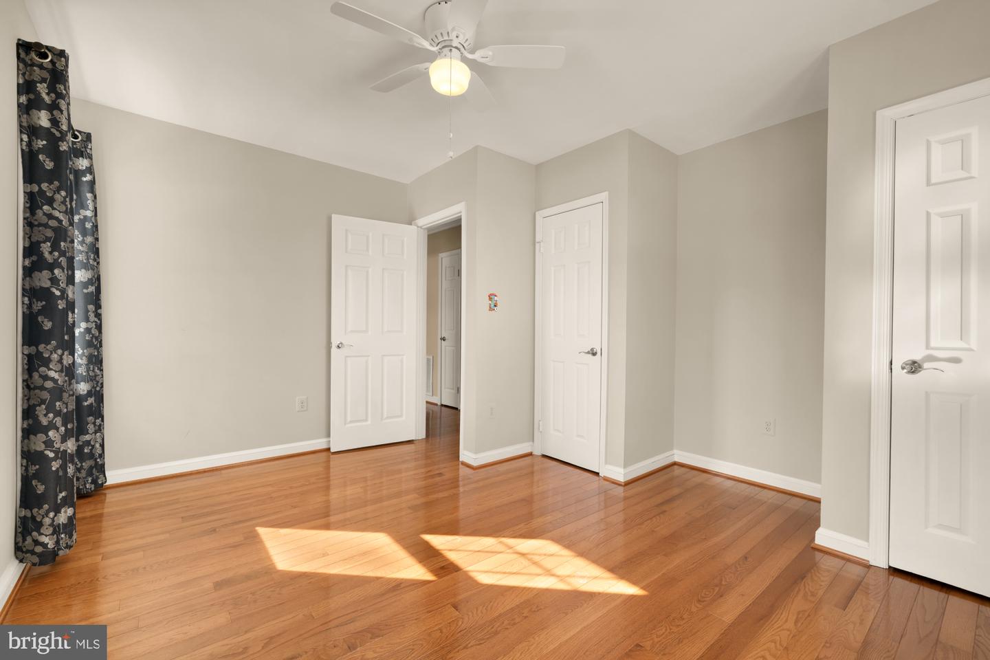 4024 N ABERDEEN ST, ARLINGTON, Virginia 22207, 6 Bedrooms Bedrooms, ,4 BathroomsBathrooms,Residential,For sale,4024 N ABERDEEN ST,VAAR2068206 MLS # VAAR2068206