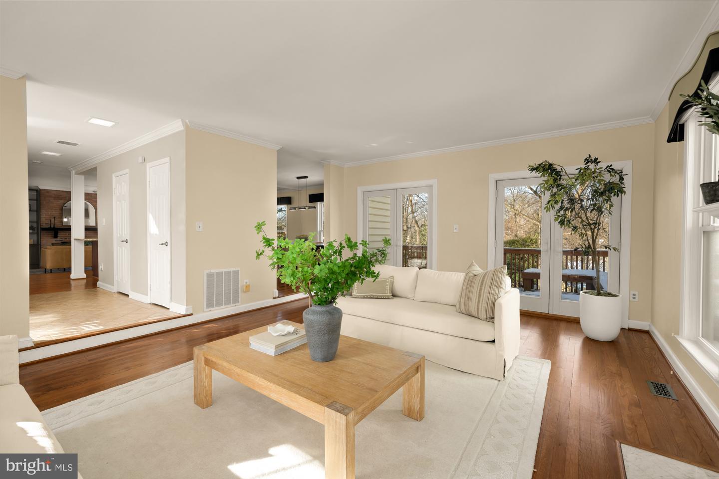 4024 N ABERDEEN ST, ARLINGTON, Virginia 22207, 6 Bedrooms Bedrooms, ,4 BathroomsBathrooms,Residential,For sale,4024 N ABERDEEN ST,VAAR2068206 MLS # VAAR2068206