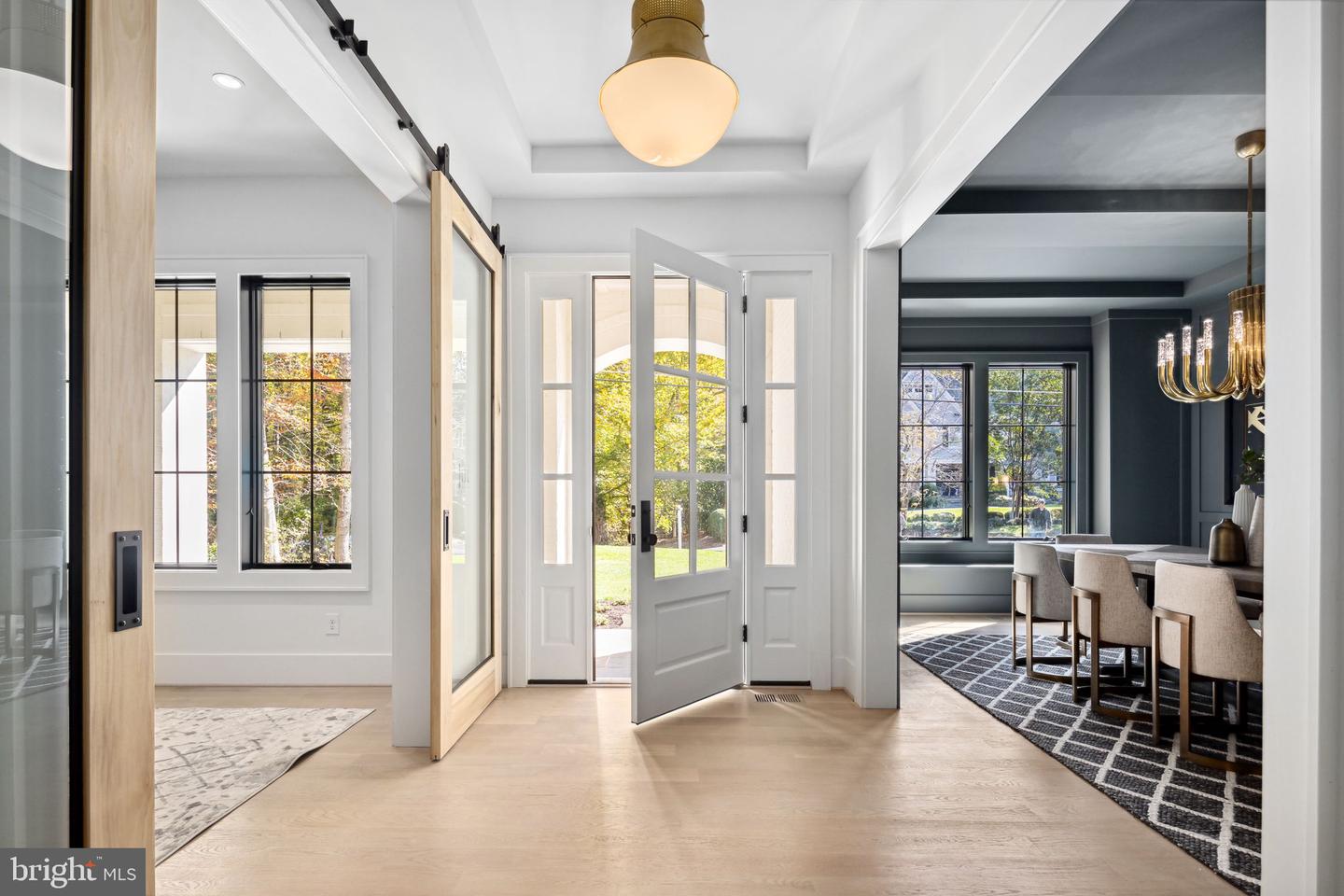 1565 FOREST VILLA LN, MCLEAN, Virginia 22101, 6 Bedrooms Bedrooms, ,6 BathroomsBathrooms,Residential,For sale,1565 FOREST VILLA LN,VAFX2287756 MLS # VAFX2287756