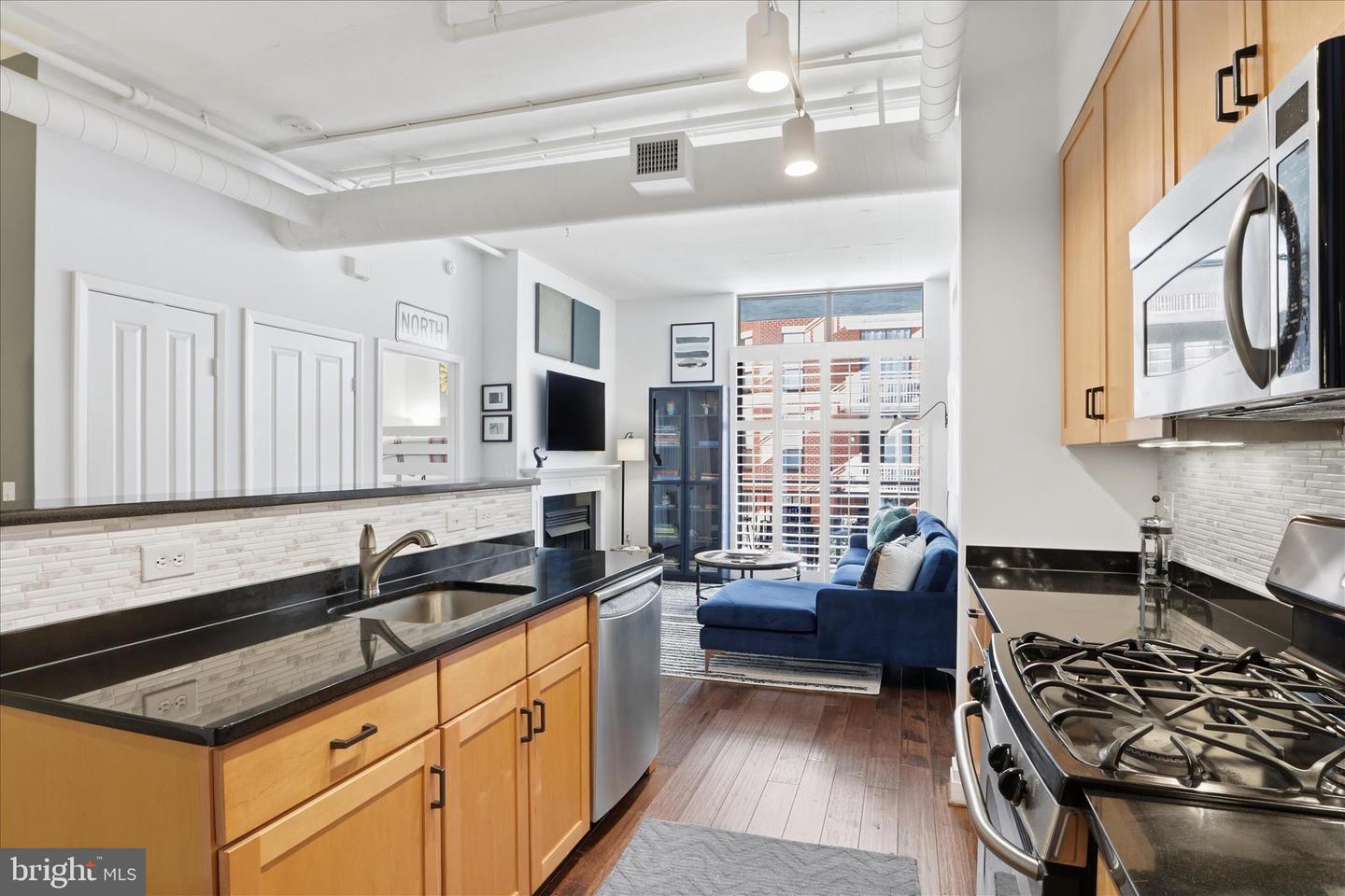 1201 N GARFIELD ST #204, ARLINGTON, Virginia 22201, 2 Bedrooms Bedrooms, ,1 BathroomBathrooms,Residential,For sale,1201 N GARFIELD ST #204,VAAR2068228 MLS # VAAR2068228