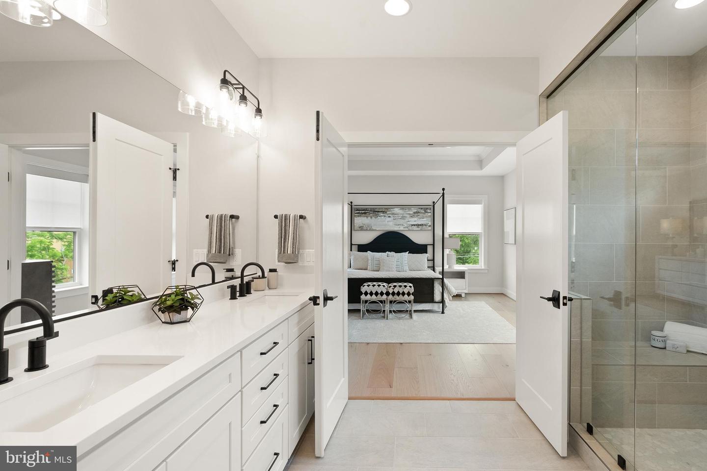 7717 FISHER DR, FALLS CHURCH, Virginia 22043, 4 Bedrooms Bedrooms, ,3 BathroomsBathrooms,Residential,For sale,7717 FISHER DR,VAFX2287810 MLS # VAFX2287810