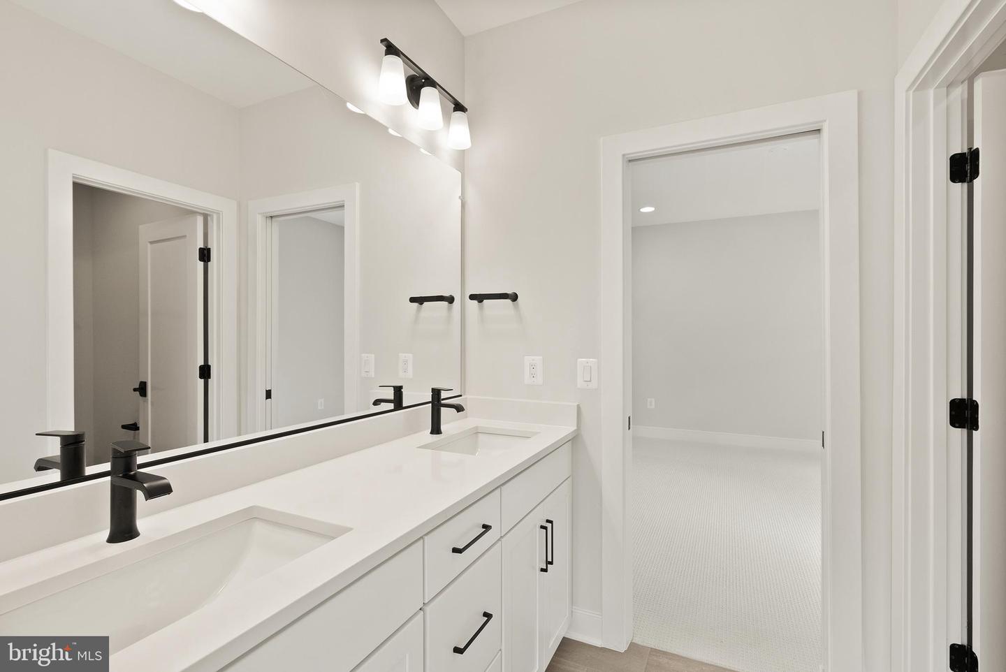 7717 FISHER DR, FALLS CHURCH, Virginia 22043, 4 Bedrooms Bedrooms, ,3 BathroomsBathrooms,Residential,For sale,7717 FISHER DR,VAFX2287810 MLS # VAFX2287810