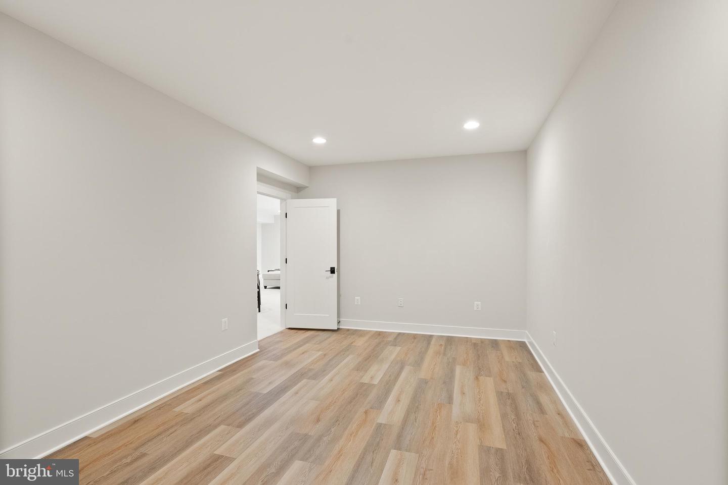 7717 FISHER DR, FALLS CHURCH, Virginia 22043, 4 Bedrooms Bedrooms, ,3 BathroomsBathrooms,Residential,For sale,7717 FISHER DR,VAFX2287810 MLS # VAFX2287810