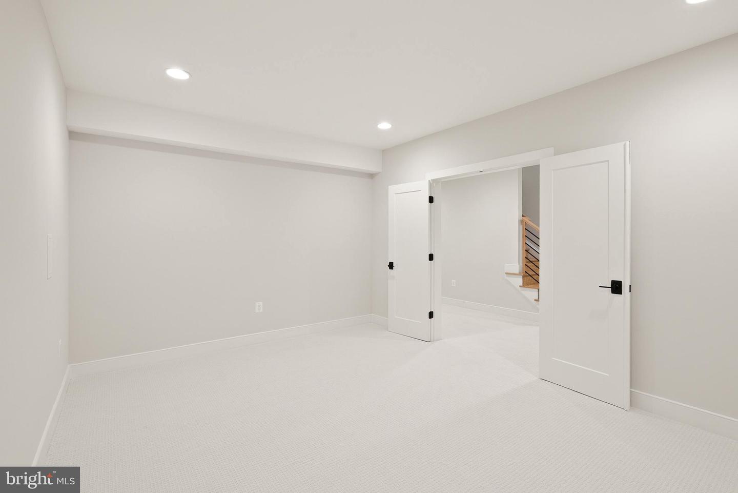 7717 FISHER DR, FALLS CHURCH, Virginia 22043, 4 Bedrooms Bedrooms, ,3 BathroomsBathrooms,Residential,For sale,7717 FISHER DR,VAFX2287810 MLS # VAFX2287810