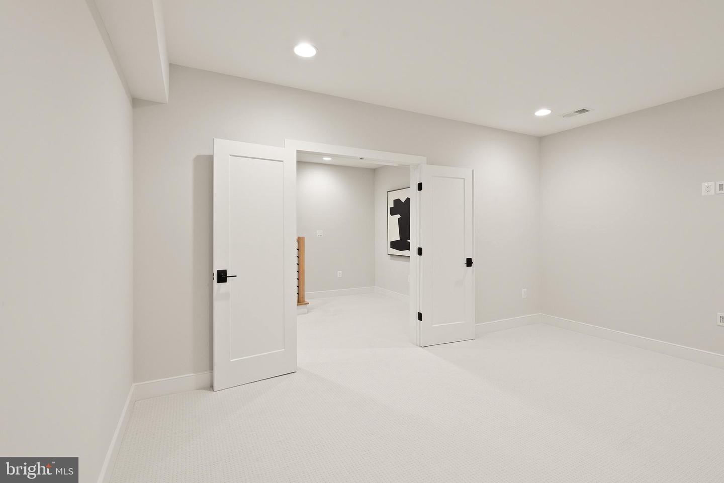 7717 FISHER DR, FALLS CHURCH, Virginia 22043, 4 Bedrooms Bedrooms, ,3 BathroomsBathrooms,Residential,For sale,7717 FISHER DR,VAFX2287810 MLS # VAFX2287810