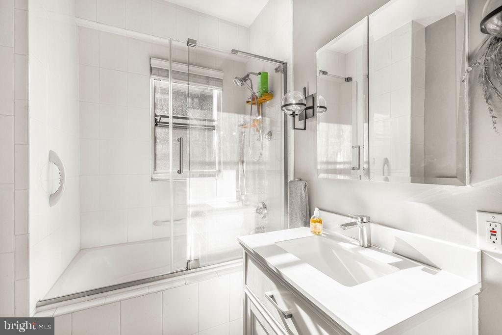 4000 CATHEDRAL AVE NW #218B, WASHINGTON, District Of Columbia 20016, ,1 BathroomBathrooms,Residential,For sale,4000 CATHEDRAL AVE NW #218B,DCDC2243656 MLS # DCDC2243656