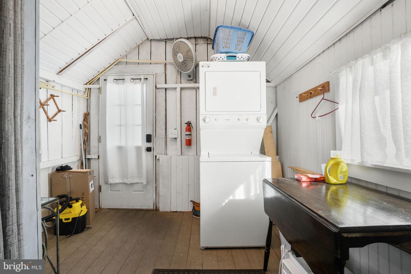 4145 HUR LN, CHINCOTEAGUE ISLAND, Virginia 23336, 2 Bedrooms Bedrooms, ,1 BathroomBathrooms,Residential,For sale,4145 HUR LN,VAAC2002582 MLS # VAAC2002582