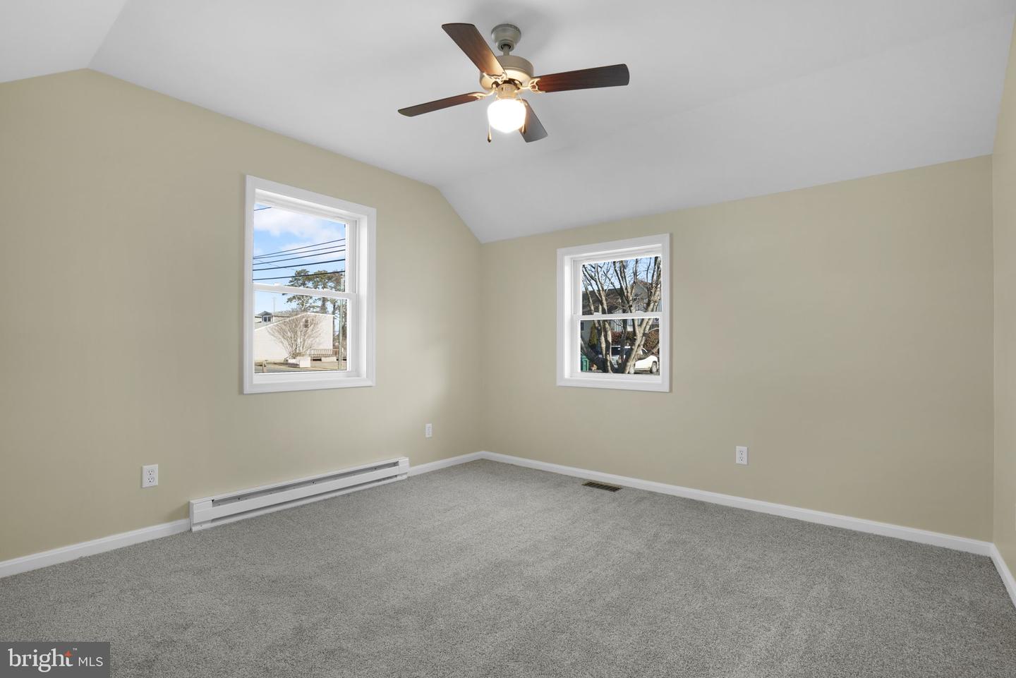 6498 CHURCH ST, CHINCOTEAGUE ISLAND, Virginia 23336, 2 Bedrooms Bedrooms, ,1 BathroomBathrooms,Residential,For sale,6498 CHURCH ST,VAAC2002584 MLS # VAAC2002584