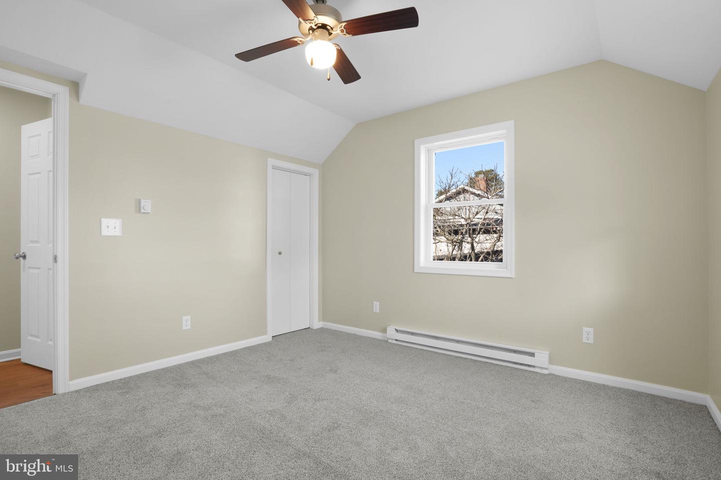 6498 CHURCH ST, CHINCOTEAGUE ISLAND, Virginia 23336, 2 Bedrooms Bedrooms, ,1 BathroomBathrooms,Residential,For sale,6498 CHURCH ST,VAAC2002584 MLS # VAAC2002584