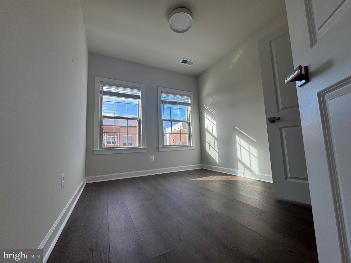 3775 MAYORS WAY, FAIRFAX, Virginia 22030, 3 Bedrooms Bedrooms, ,3 BathroomsBathrooms,Residential,For sale,3775 MAYORS WAY,VAFC2007714 MLS # VAFC2007714