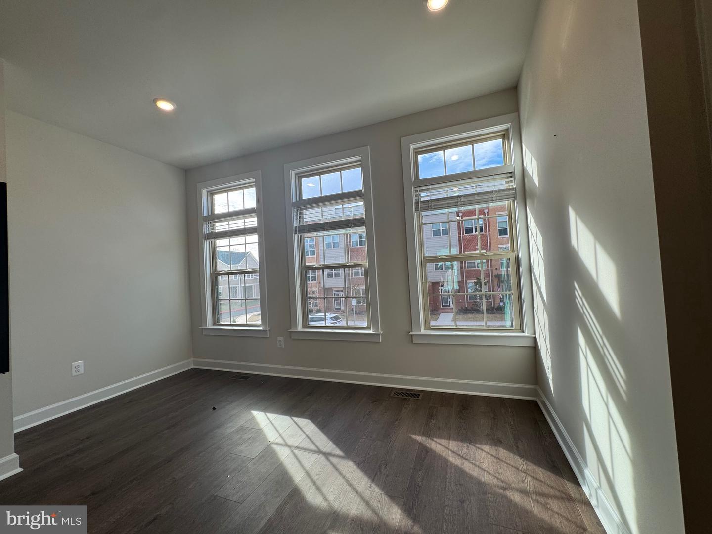 3775 MAYORS WAY, FAIRFAX, Virginia 22030, 3 Bedrooms Bedrooms, ,3 BathroomsBathrooms,Residential,For sale,3775 MAYORS WAY,VAFC2007714 MLS # VAFC2007714