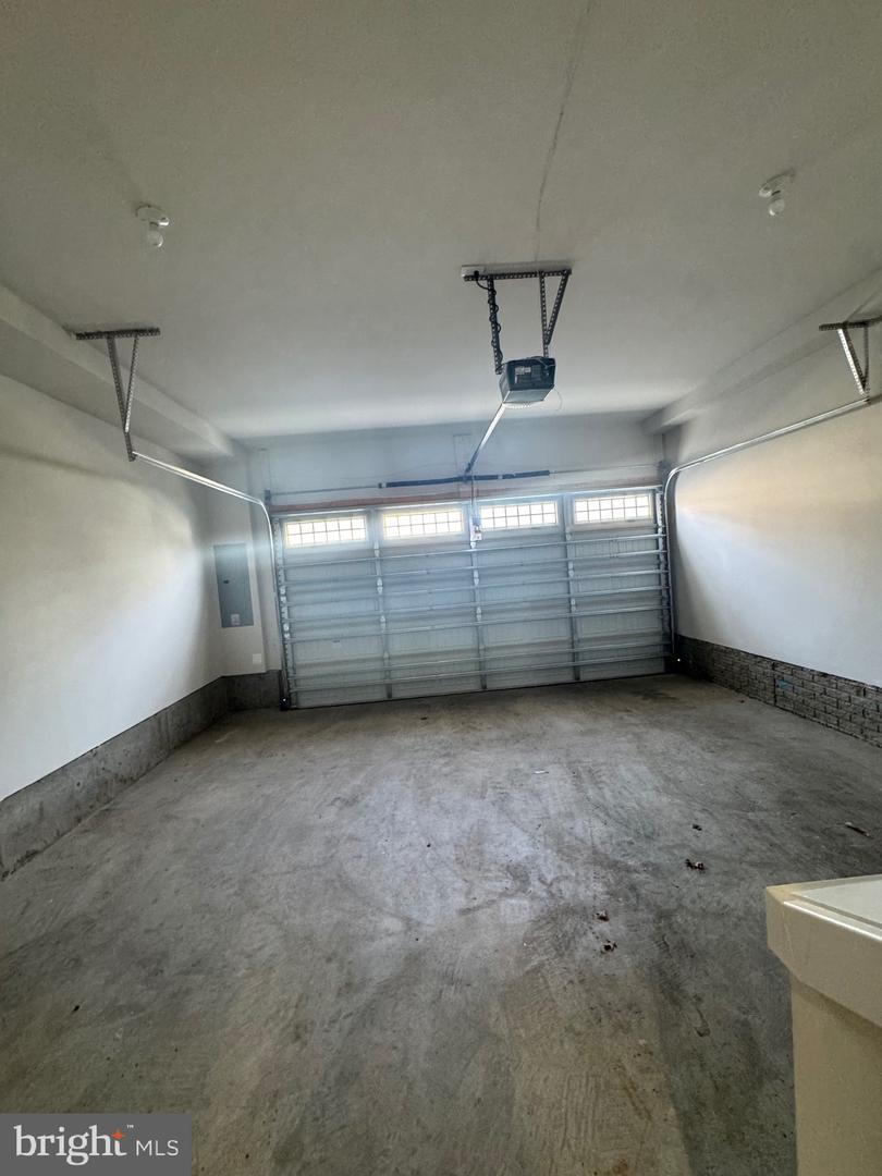 3775 MAYORS WAY, FAIRFAX, Virginia 22030, 3 Bedrooms Bedrooms, ,3 BathroomsBathrooms,Residential,For sale,3775 MAYORS WAY,VAFC2007714 MLS # VAFC2007714