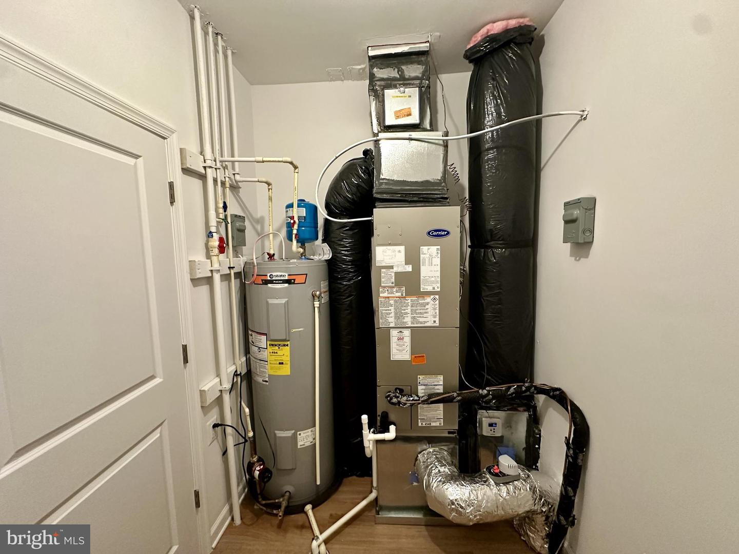 20867 MURRY FALLS TERRACE #195, ASHBURN, Virginia 20147, 2 Bedrooms Bedrooms, ,2 BathroomsBathrooms,Residential,For sale,20867 MURRY FALLS TERRACE #195,VALO2114856 MLS # VALO2114856