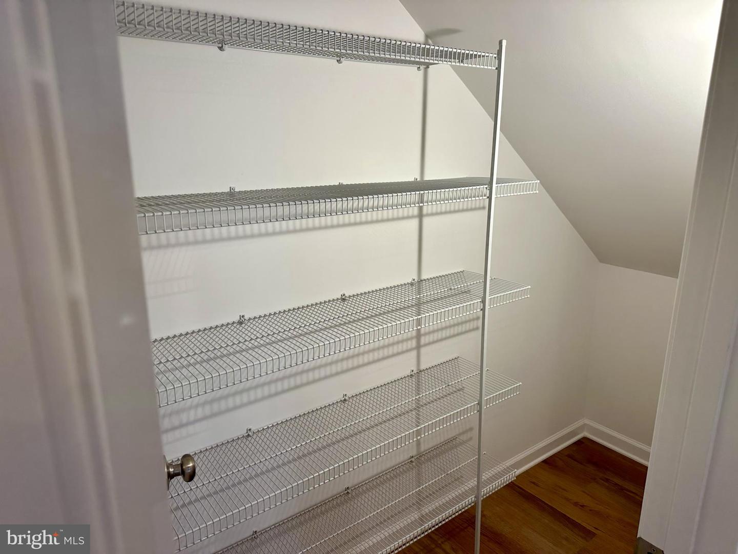 20867 MURRY FALLS TERRACE #195, ASHBURN, Virginia 20147, 2 Bedrooms Bedrooms, ,2 BathroomsBathrooms,Residential,For sale,20867 MURRY FALLS TERRACE #195,VALO2114856 MLS # VALO2114856