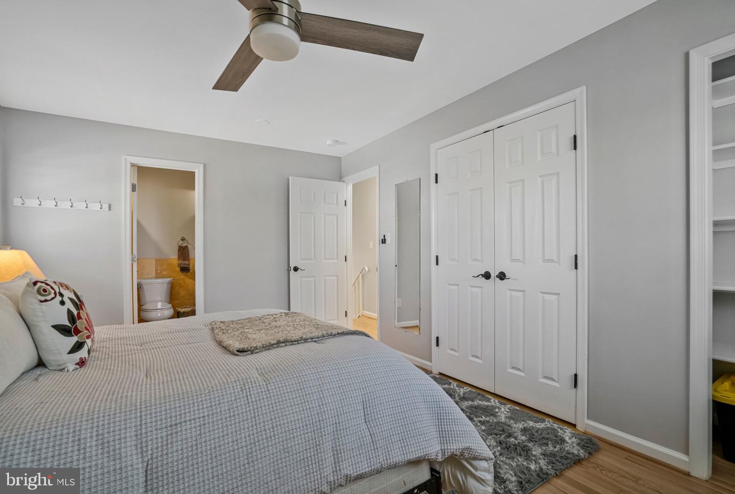 2314 APPLE HILL RD, ALEXANDRIA, Virginia 22308, 5 Bedrooms Bedrooms, ,3 BathroomsBathrooms,Residential,For sale,2314 APPLE HILL RD,VAFX2287978 MLS # VAFX2287978