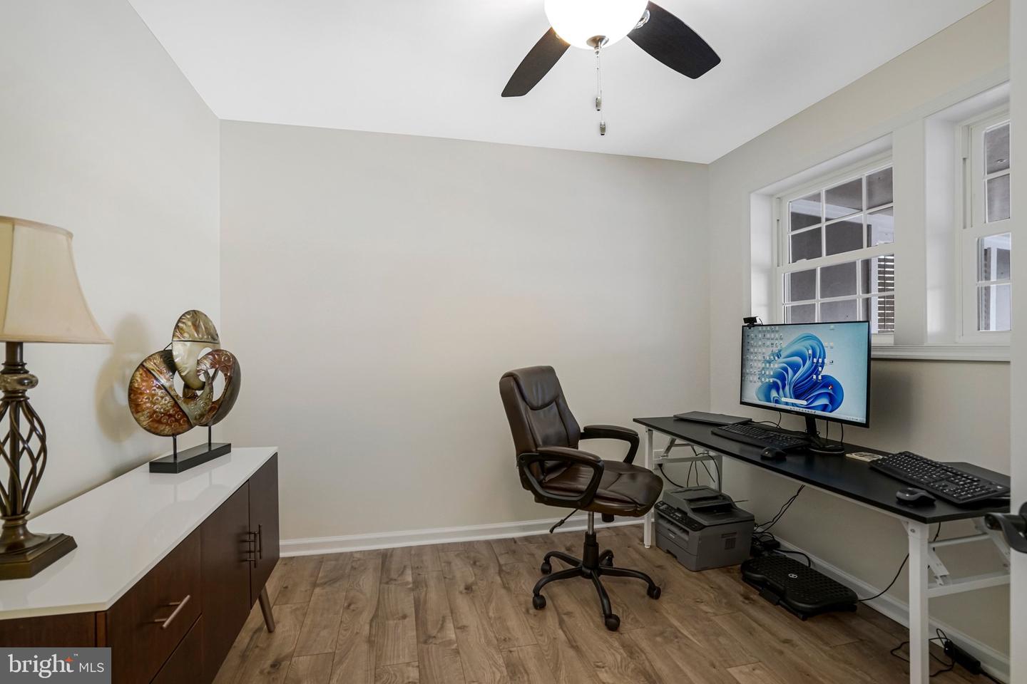 2314 APPLE HILL RD, ALEXANDRIA, Virginia 22308, 5 Bedrooms Bedrooms, ,3 BathroomsBathrooms,Residential,For sale,2314 APPLE HILL RD,VAFX2287978 MLS # VAFX2287978