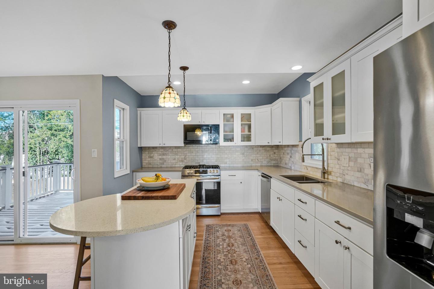 2314 APPLE HILL RD, ALEXANDRIA, Virginia 22308, 5 Bedrooms Bedrooms, ,3 BathroomsBathrooms,Residential,For sale,2314 APPLE HILL RD,VAFX2287978 MLS # VAFX2287978