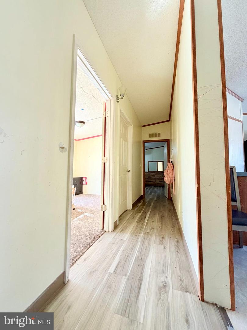 22 PRINCE WILLIAM CIR, DUMFRIES, Virginia 22026, 3 Bedrooms Bedrooms, ,2 BathroomsBathrooms,Residential,For sale,22 PRINCE WILLIAM CIR,VAPW2111466 MLS # VAPW2111466