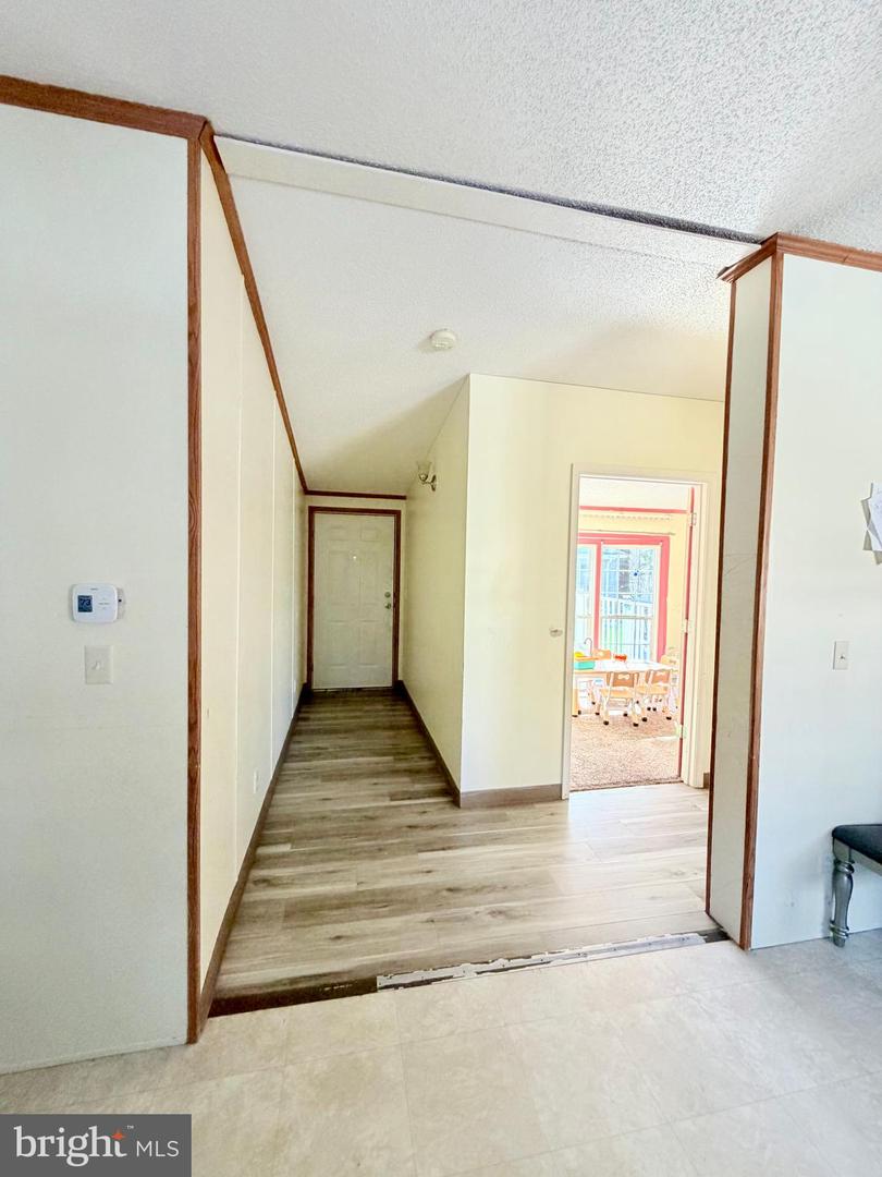 22 PRINCE WILLIAM CIR, DUMFRIES, Virginia 22026, 3 Bedrooms Bedrooms, ,2 BathroomsBathrooms,Residential,For sale,22 PRINCE WILLIAM CIR,VAPW2111466 MLS # VAPW2111466