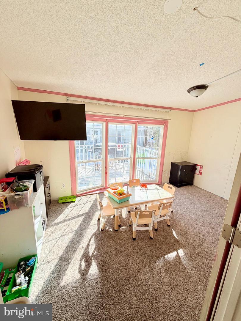 22 PRINCE WILLIAM CIR, DUMFRIES, Virginia 22026, 3 Bedrooms Bedrooms, ,2 BathroomsBathrooms,Residential,For sale,22 PRINCE WILLIAM CIR,VAPW2111466 MLS # VAPW2111466