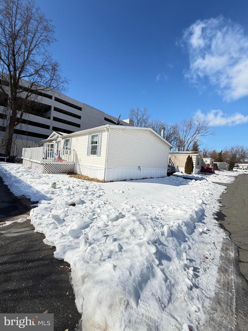 22 PRINCE WILLIAM CIR, DUMFRIES, Virginia 22026, 3 Bedrooms Bedrooms, ,2 BathroomsBathrooms,Residential,For sale,22 PRINCE WILLIAM CIR,VAPW2111466 MLS # VAPW2111466