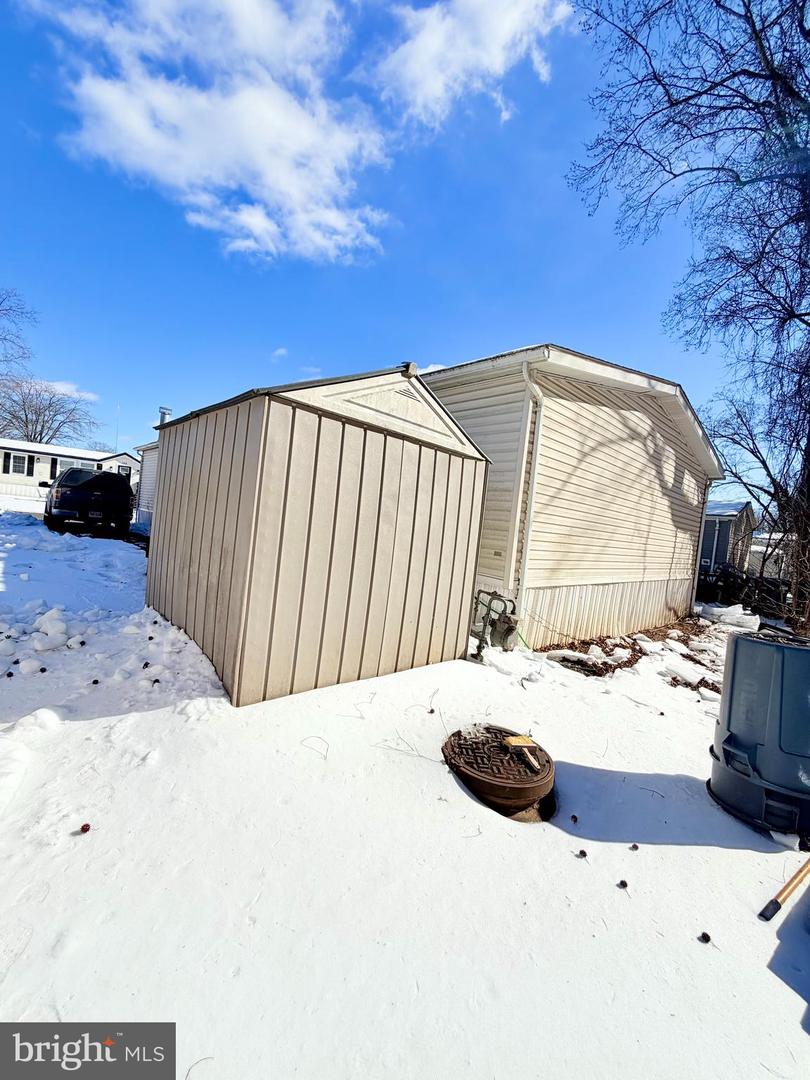 22 PRINCE WILLIAM CIR, DUMFRIES, Virginia 22026, 3 Bedrooms Bedrooms, ,2 BathroomsBathrooms,Residential,For sale,22 PRINCE WILLIAM CIR,VAPW2111466 MLS # VAPW2111466