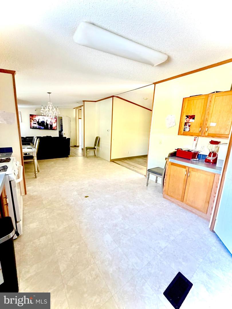 22 PRINCE WILLIAM CIR, DUMFRIES, Virginia 22026, 3 Bedrooms Bedrooms, ,2 BathroomsBathrooms,Residential,For sale,22 PRINCE WILLIAM CIR,VAPW2111466 MLS # VAPW2111466