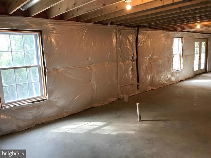 120 RIDGE TOP LN., LINDEN, Virginia 22642, 3 Bedrooms Bedrooms, ,2 BathroomsBathrooms,Residential,For sale,120 RIDGE TOP LN.,VAWR2013278 MLS # VAWR2013278