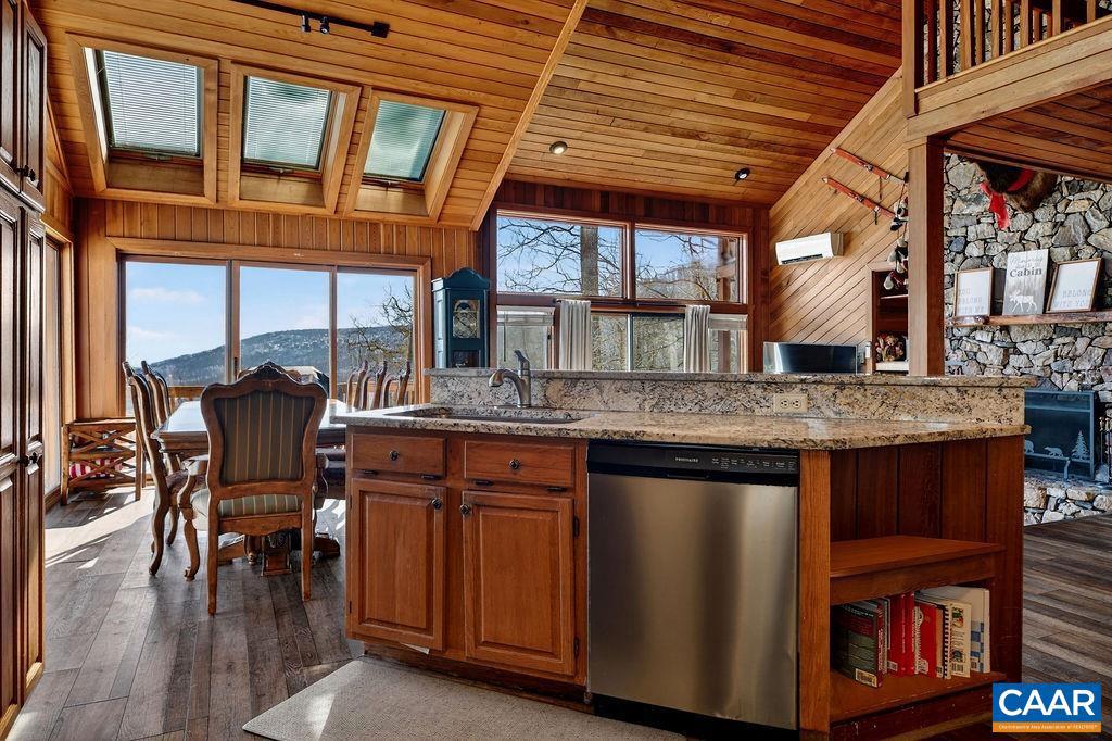 2129 LAUREL SPRINGS DR, WINTERGREEN RESORT, Virginia 22967, 4 Bedrooms Bedrooms, ,3 BathroomsBathrooms,Residential,For sale,2129 LAUREL SPRINGS DR,672885 MLS # 672885 2129 LAUREL SPRINGS DR, WINTERGREEN RESORT, Virginia 22967, 4 Bedrooms Bedrooms, ,3 BathroomsBathrooms,Residential,For sale,2129 LAUREL SPRINGS DR,672885 MLS # 672885