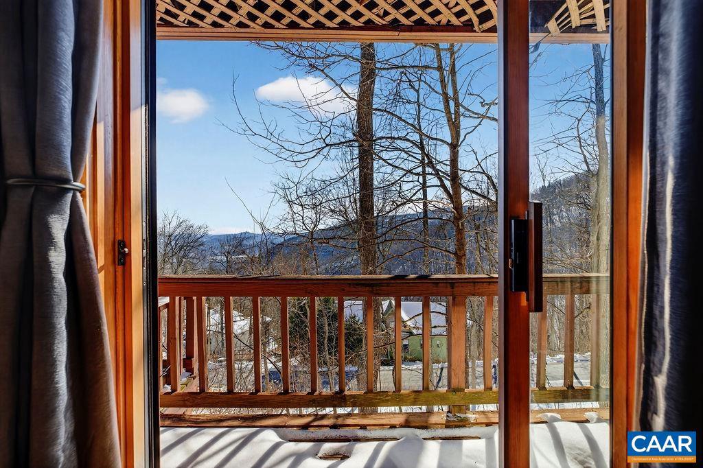 2129 LAUREL SPRINGS DR, WINTERGREEN RESORT, Virginia 22967, 4 Bedrooms Bedrooms, ,3 BathroomsBathrooms,Residential,For sale,2129 LAUREL SPRINGS DR,672885 MLS # 672885 2129 LAUREL SPRINGS DR, WINTERGREEN RESORT, Virginia 22967, 4 Bedrooms Bedrooms, ,3 BathroomsBathrooms,Residential,For sale,2129 LAUREL SPRINGS DR,672885 MLS # 672885