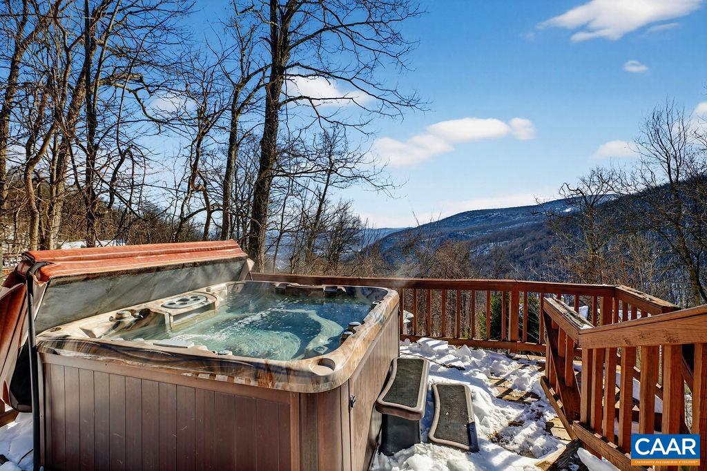 2129 LAUREL SPRINGS DR, WINTERGREEN RESORT, Virginia 22967, 4 Bedrooms Bedrooms, ,3 BathroomsBathrooms,Residential,For sale,2129 LAUREL SPRINGS DR,672885 MLS # 672885 2129 LAUREL SPRINGS DR, WINTERGREEN RESORT, Virginia 22967, 4 Bedrooms Bedrooms, ,3 BathroomsBathrooms,Residential,For sale,2129 LAUREL SPRINGS DR,672885 MLS # 672885