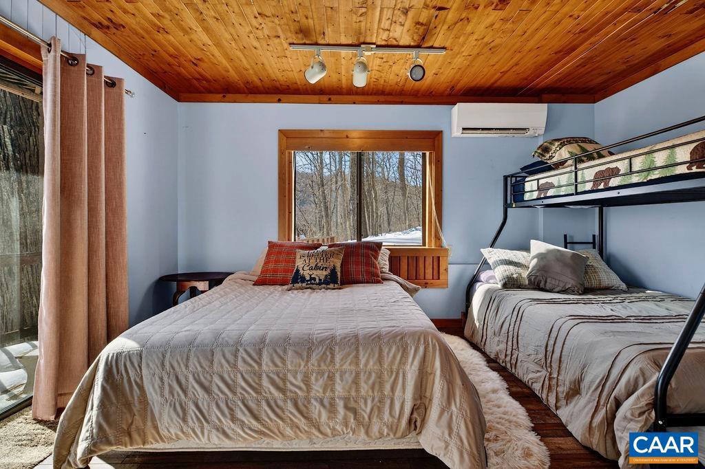 2129 LAUREL SPRINGS DR, WINTERGREEN RESORT, Virginia 22967, 4 Bedrooms Bedrooms, ,3 BathroomsBathrooms,Residential,For sale,2129 LAUREL SPRINGS DR,672885 MLS # 672885 2129 LAUREL SPRINGS DR, WINTERGREEN RESORT, Virginia 22967, 4 Bedrooms Bedrooms, ,3 BathroomsBathrooms,Residential,For sale,2129 LAUREL SPRINGS DR,672885 MLS # 672885