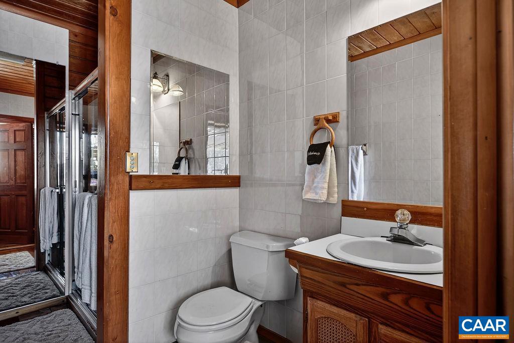 2129 LAUREL SPRINGS DR, WINTERGREEN RESORT, Virginia 22967, 4 Bedrooms Bedrooms, ,3 BathroomsBathrooms,Residential,For sale,2129 LAUREL SPRINGS DR,672885 MLS # 672885 2129 LAUREL SPRINGS DR, WINTERGREEN RESORT, Virginia 22967, 4 Bedrooms Bedrooms, ,3 BathroomsBathrooms,Residential,For sale,2129 LAUREL SPRINGS DR,672885 MLS # 672885