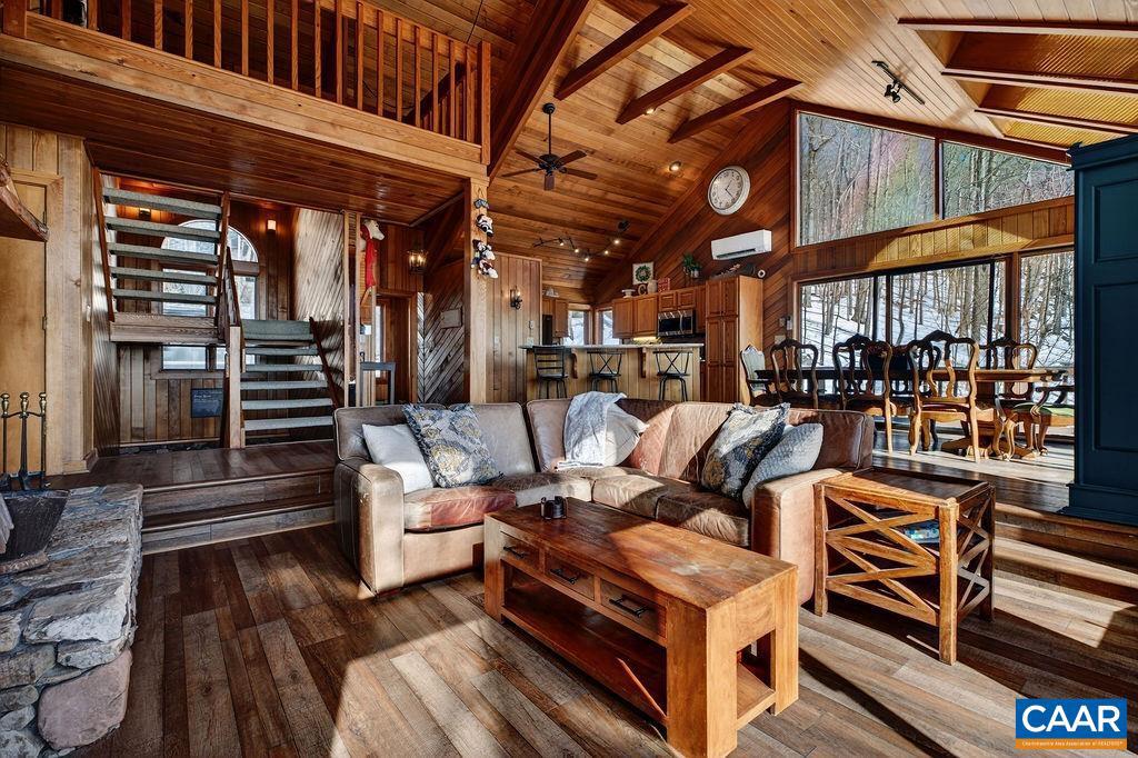 2129 LAUREL SPRINGS DR, WINTERGREEN RESORT, Virginia 22967, 4 Bedrooms Bedrooms, ,3 BathroomsBathrooms,Residential,For sale,2129 LAUREL SPRINGS DR,672885 MLS # 672885 2129 LAUREL SPRINGS DR, WINTERGREEN RESORT, Virginia 22967, 4 Bedrooms Bedrooms, ,3 BathroomsBathrooms,Residential,For sale,2129 LAUREL SPRINGS DR,672885 MLS # 672885