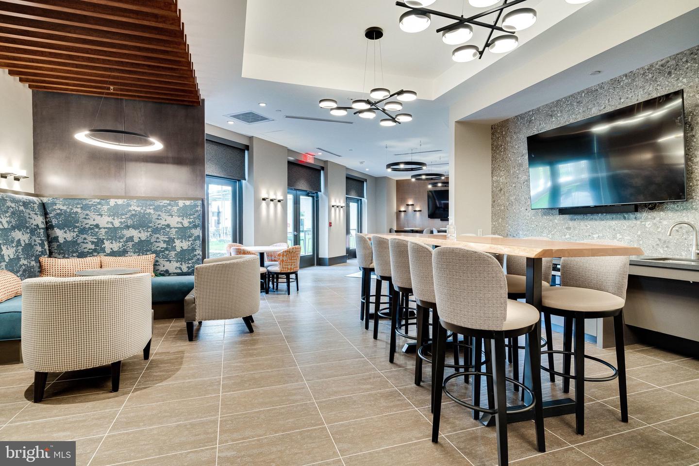 3101 N HAMPTON DR #718, ALEXANDRIA, Virginia 22302, 2 Bedrooms Bedrooms, ,2 BathroomsBathrooms,Residential,For sale,3101 N HAMPTON DR #718,VAAX2053638 MLS # VAAX2053638