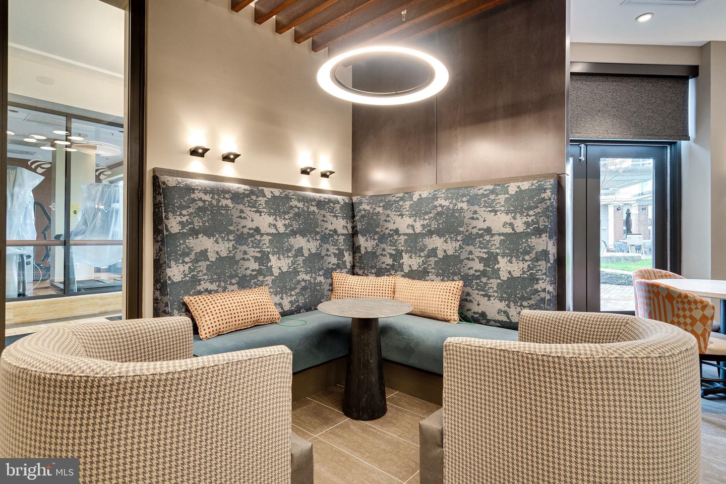 3101 N HAMPTON DR #718, ALEXANDRIA, Virginia 22302, 2 Bedrooms Bedrooms, ,2 BathroomsBathrooms,Residential,For sale,3101 N HAMPTON DR #718,VAAX2053638 MLS # VAAX2053638