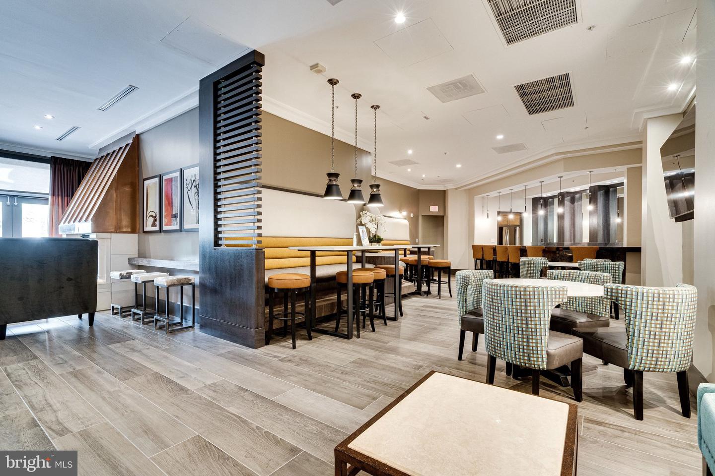 3101 N HAMPTON DR #718, ALEXANDRIA, Virginia 22302, 2 Bedrooms Bedrooms, ,2 BathroomsBathrooms,Residential,For sale,3101 N HAMPTON DR #718,VAAX2053638 MLS # VAAX2053638